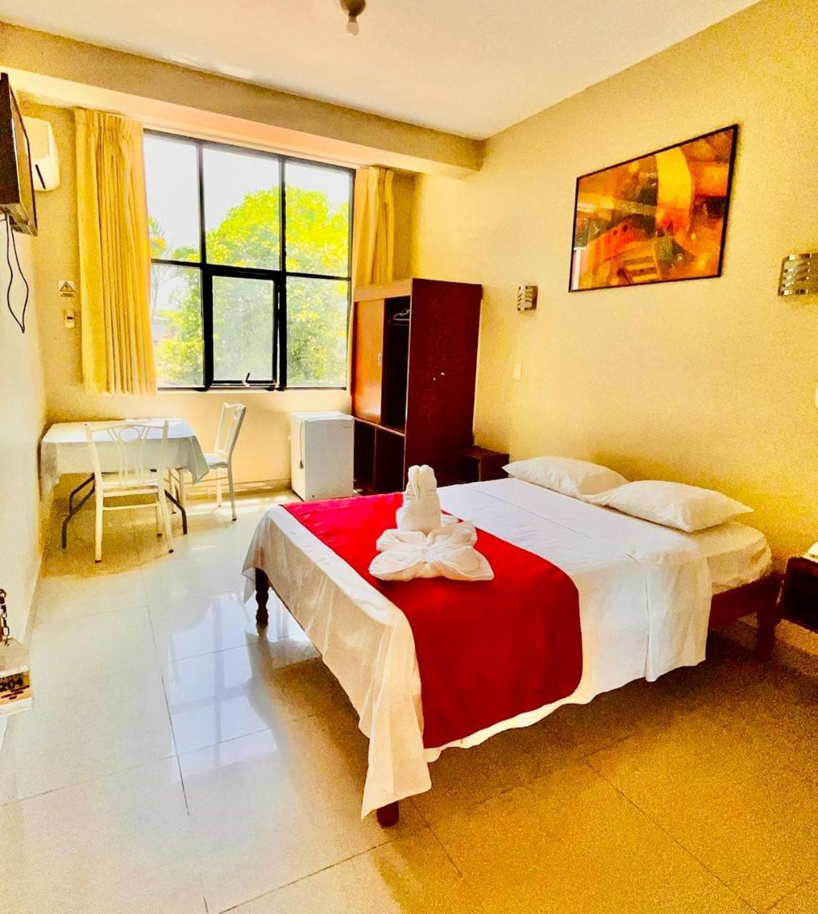 Tahuari Hotel Pucallpa Zewnętrze zdjęcie